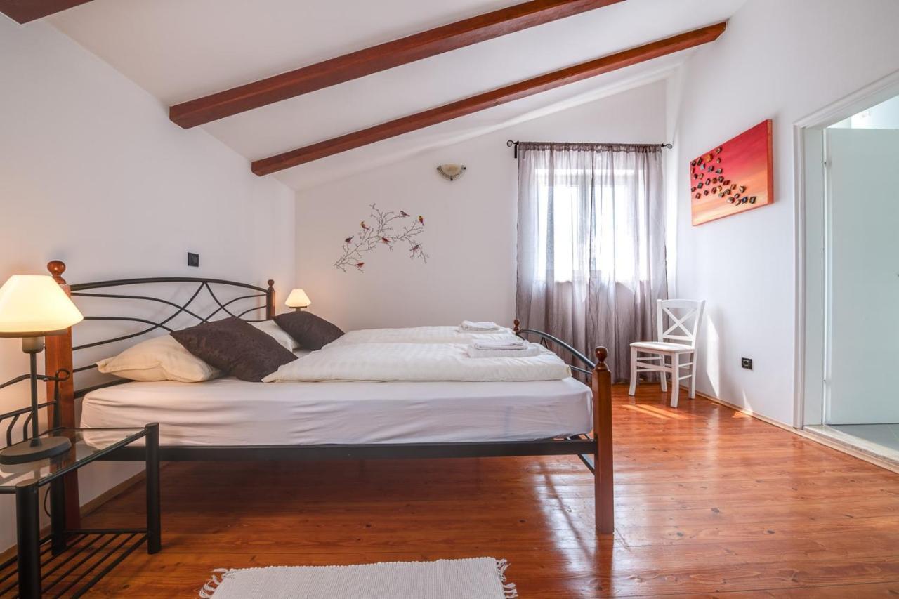 Villa Tanga โรวีน ภายนอก รูปภาพ